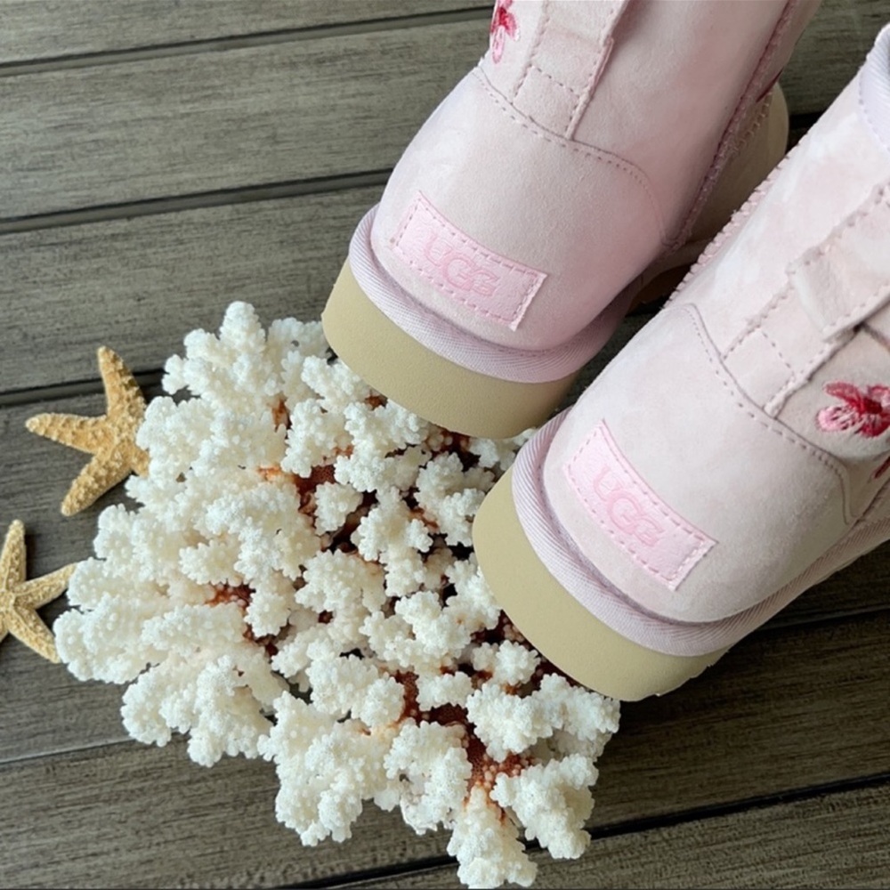 🌴🔆UGG- MINI BLOSSOM BOOTS🔆🌴 - Picture 9 of 15